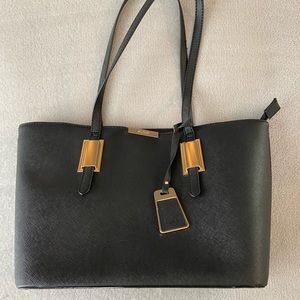 Aldo Black Handbag pre owned in excellent condition